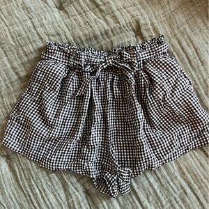 Black & white checkered shorts 🖤🤍